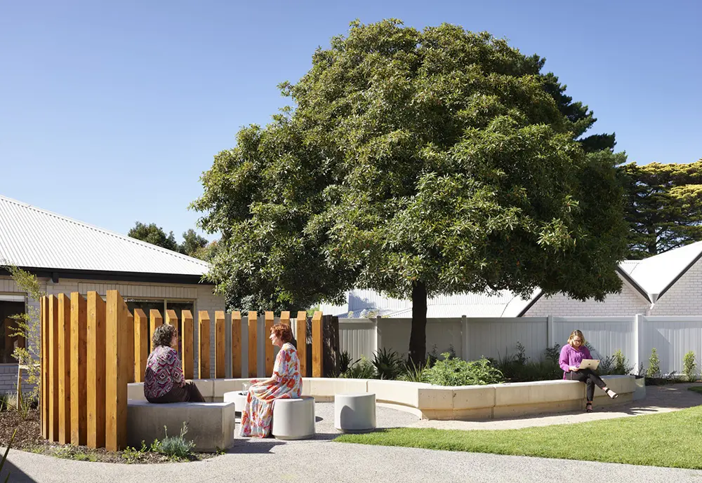 Avive Mornington Peninsula outside courtyard
