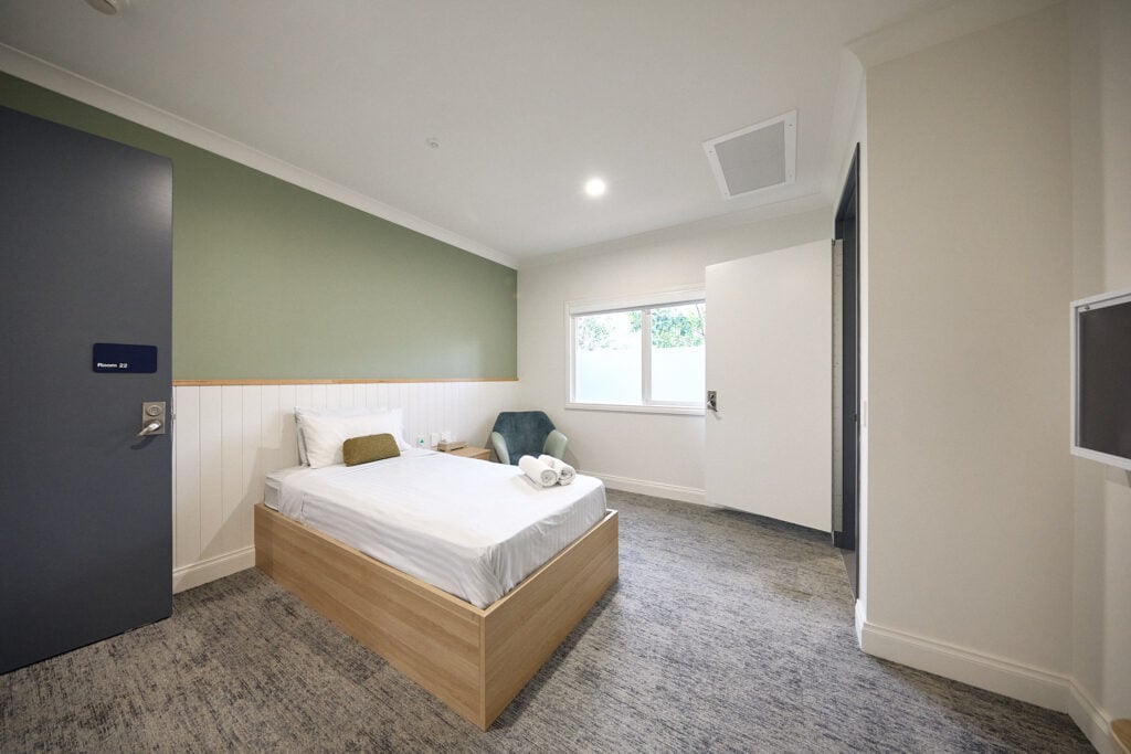Private patient room at Avive Clinic Melbourne in Alphington
