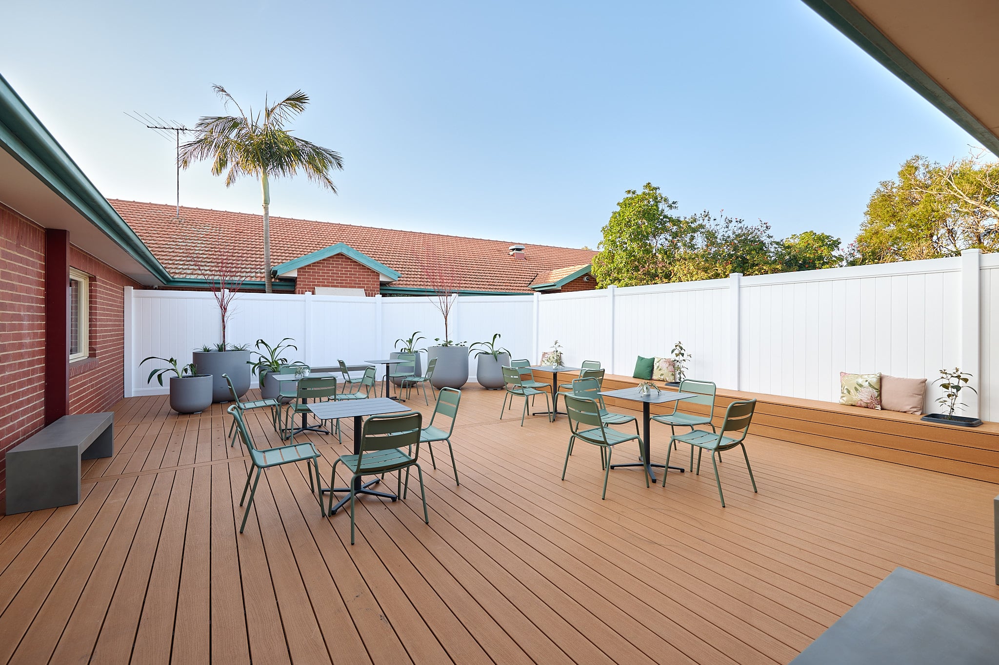 Outdoor deck at Avive Clinic Melbourne